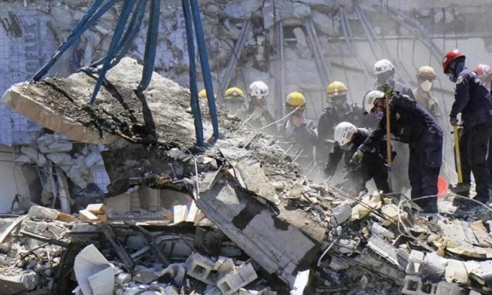 Κατάρρευση πολυκατοικίας στο Μαϊάμι: Στους 18 οι νεκροί, ανάμεσά τους και δύο παιδιά